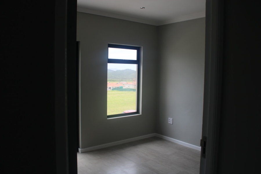 4 Bedroom Property for Sale in Kidds Beach Eastern Cape